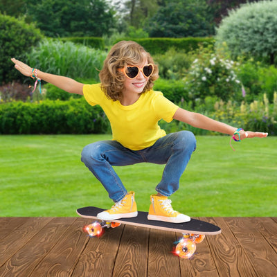 MalPlay Skateboard Holz Leuchtende LED-Räder Deck 71cm Funboard Holzboard Gummi ab 6 Jahren bis 100