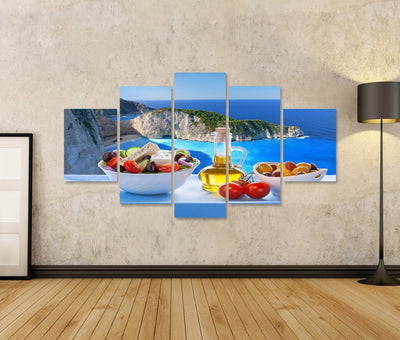 Bild auf Leinwand Berühmte Navagio Strand Mit Griechischen Salat In Zakynthos Griechenland Wandbild