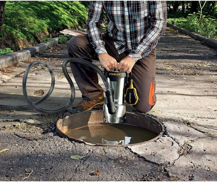 Stanley SXUP1100XDE Tauchpumpe für Schmutzwasser (1100 W, Förderleistung max. 16.500 l/h, Förderhöhe