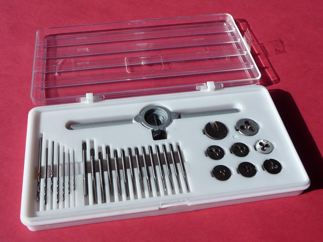 HSS MINI GEWINDESCHNEIDER 30er SET M1 bis M 2,5 in TOP QUALITÄT