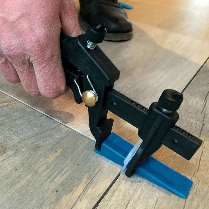 Lantelme Fliesen Nivelliersystem Kit Set mit 100x Zuglaschen 50x Keile 1x Zange Fliesen Verlegehilfe