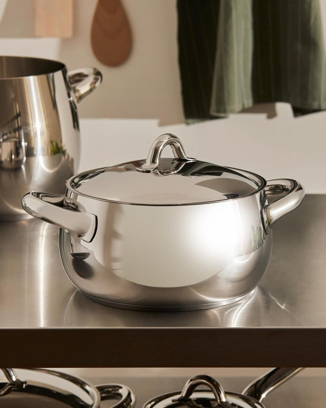 Alessi "MAMI" Kasserolle mit zwei Griffen aus Edelstahl, 24 cm Silber 24 cm, Silber 24 cm