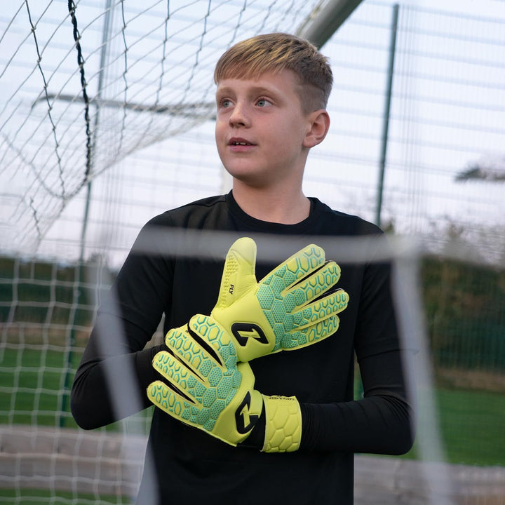 CATCH & KEEP Torwarthandschuhe Kralle Junior Pro 3.0 - Professionelle Torwart-Fussballhandschuhe für