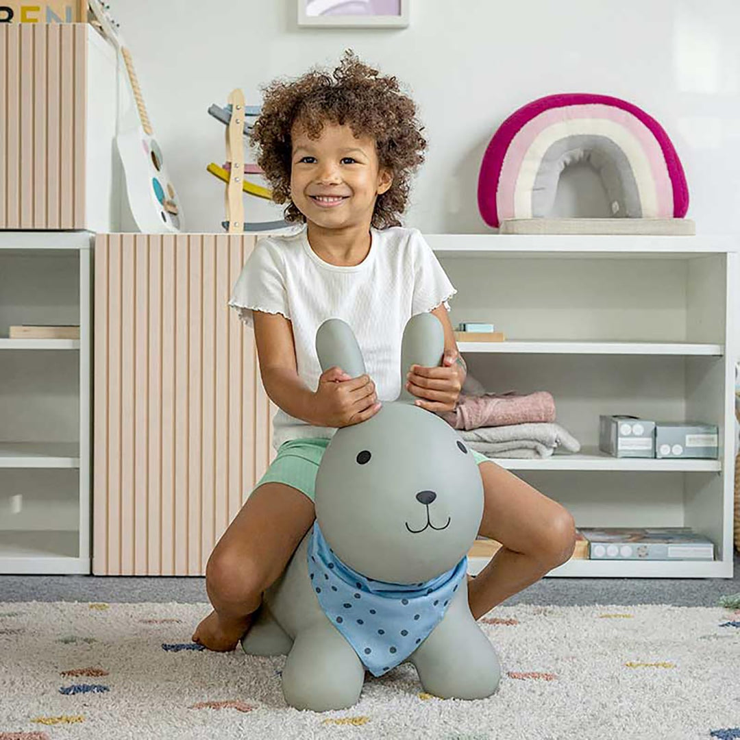 Kindsgut Hüpf-Tier für Kinder, dezente und Moderne Farben, liebevolle Details, inklusive Luftpumpe,
