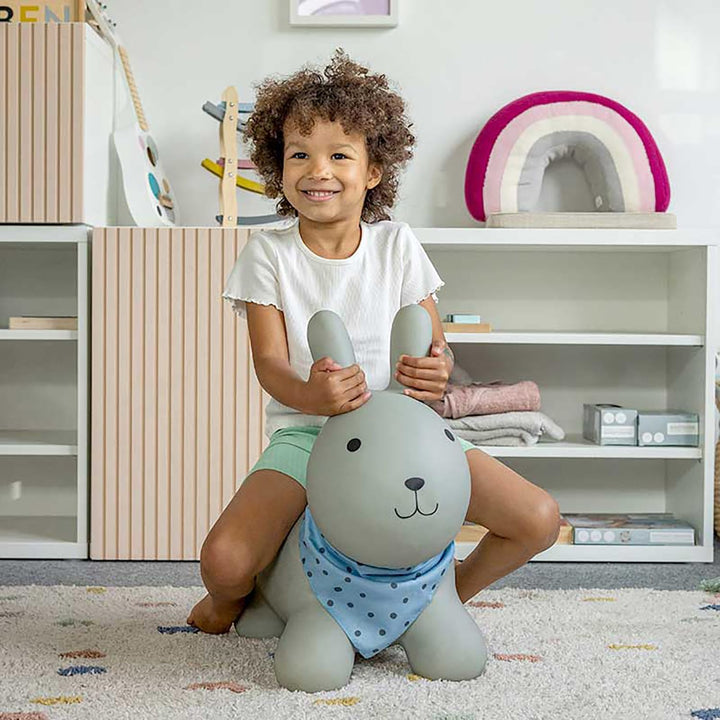 Kindsgut Hüpf-Tier für Kinder, dezente und Moderne Farben, liebevolle Details, inklusive Luftpumpe,