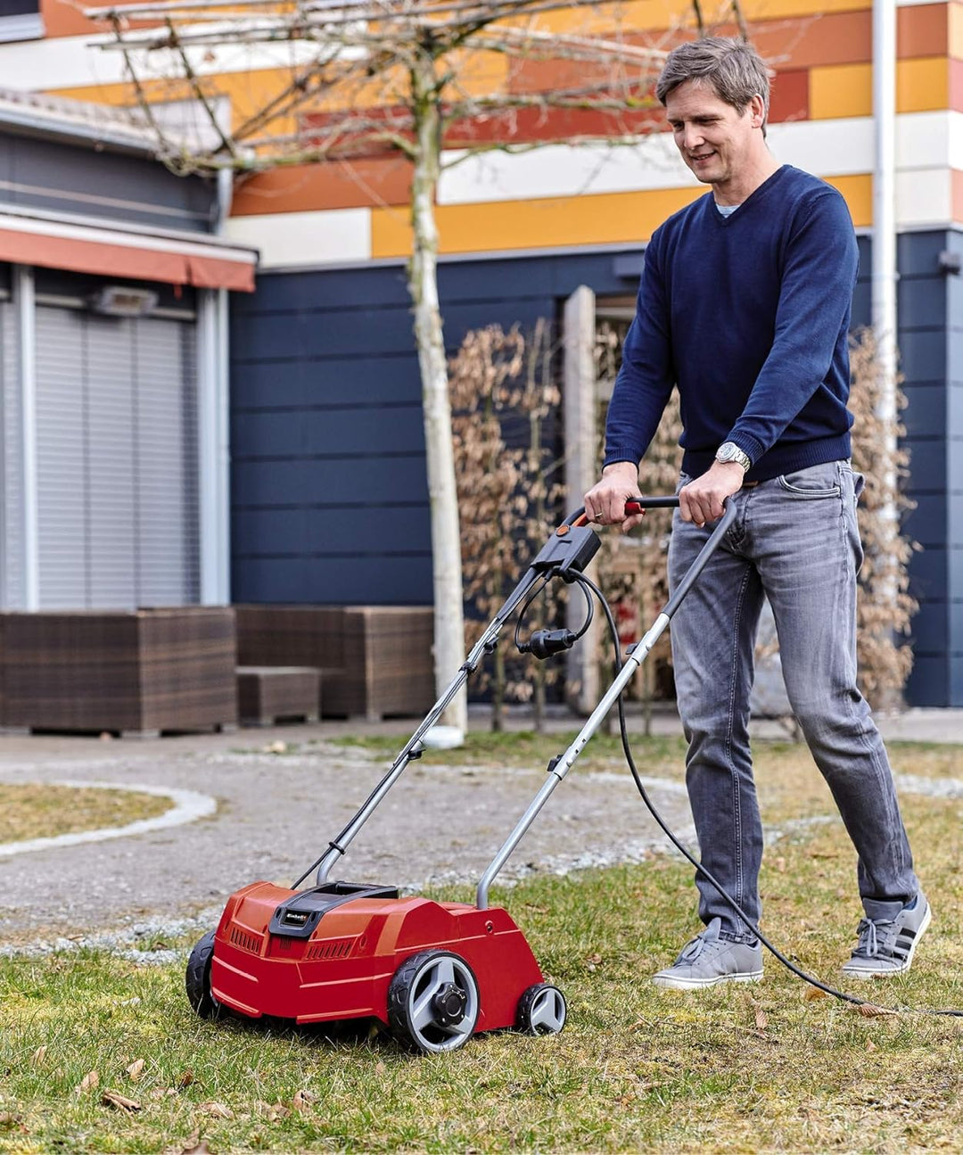 Einhell Elektro-Vertikutierer GC-ES 1231/1 (1.200 W, bis 300 m², 8 Doppelmesser, 3-stufige Arbeitsti