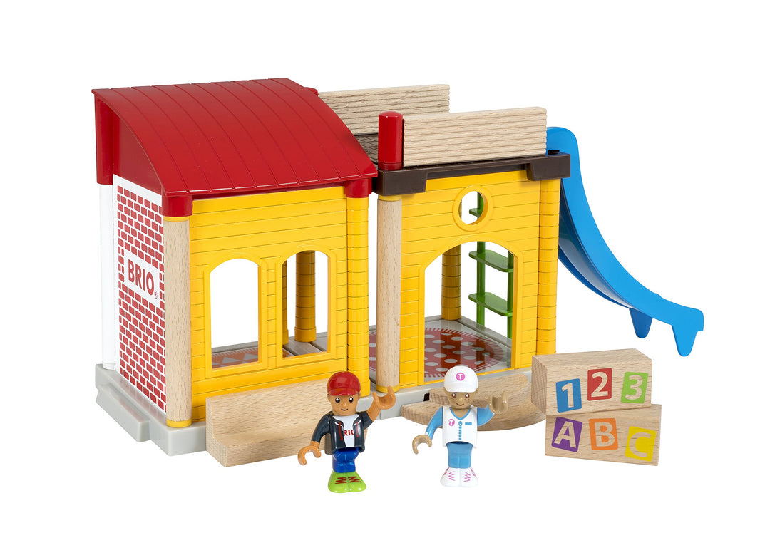 BRIO 33943 - Village Schule, bunt