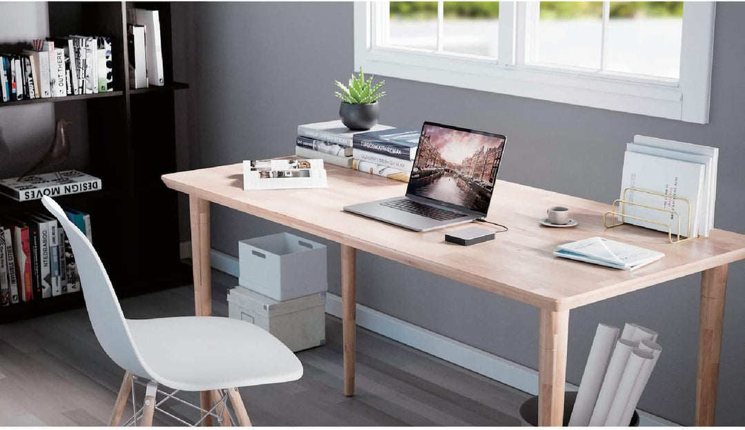 LaCie MOBILE DRIVE V2 Moon 1TB tragbare externe Festplatte, 2.5 Zoll, Mac & PC, silber, inkl. 2 Jahr