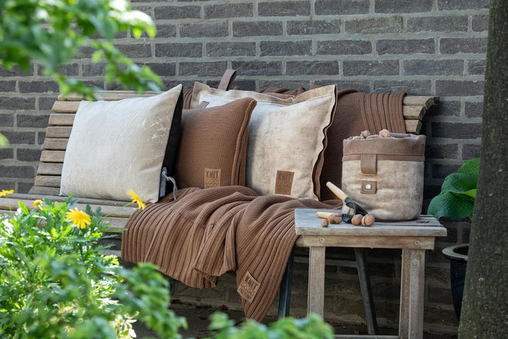 KNIT FACTORY - James Sofakissen - Industrial Vintage Look - Mit Kissenfüllung – Kunstleder Dekokisse