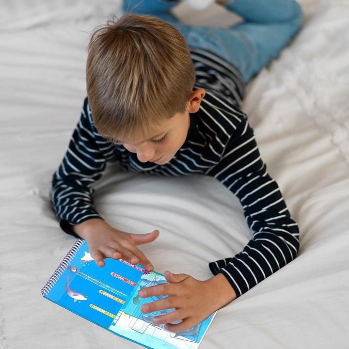 SmartGames - Flippin' Dolphins, Magnetic Puzzle Game with 48 Challenges, 7+ Years