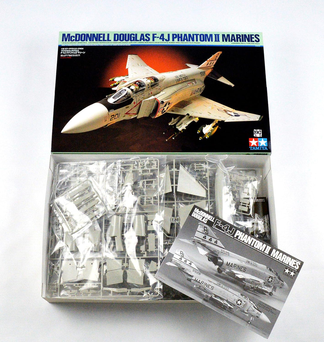 TAMIYA TM60306 300060306 - 1:32 Mc Donnell Douglas F-4J Phantom II Düsenjäger