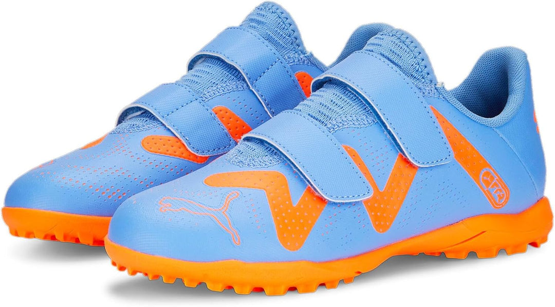 PUMA Unisex Future Play Tt V Jr Fussballschuh 38.5 EU Blue Glimmer Puma White Ultra Orange, 38.5 EU