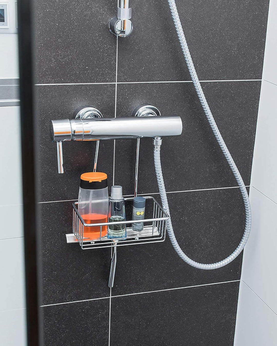 Cornat Einhänge-Duschkorb - Zum Einhängen an der Wandarmatur in Dusche & Badewanne - Extra hoher Kor