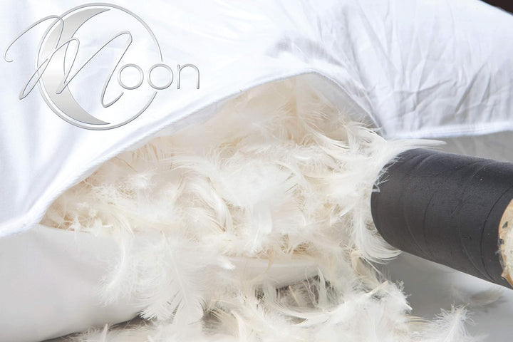 Moon Basic 3-Kammer Kissen, Kopfkissen, Füllkissen, super Soft 45% Daune 55% Gänsefedern mit Klasse