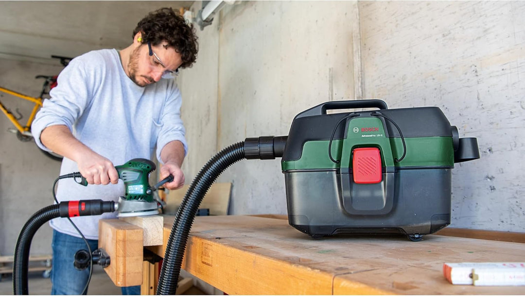 Bosch Akku Nass- und Trockensauger AdvancedVac 18V-8 (ohne Akku, 18 Volt System, mit Zubehörset, im