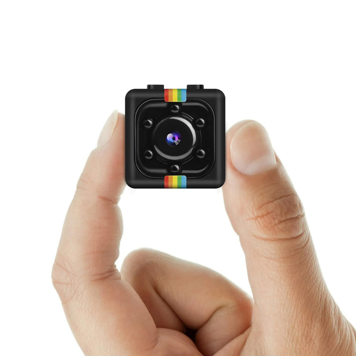 Mini Kamera, 1080P Überwachungskamera Ohne WLAN, Kleine Kamera mit 32GB Speicherkarte, Nachtsicht, 1