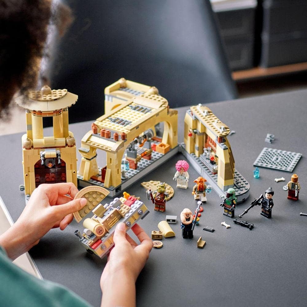 LEGO 75326 Star Wars Boba Fetts Thronsaal, Spielzeug-Haus zum Bauen mit Jabbas Palast und 7 Minifigu