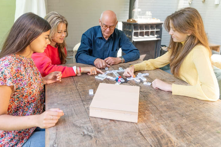 Engelhart - 250150 - Mexikanischer Dominozug D12 - Mexican Train Domino mit hochwertigem Holz Koffer