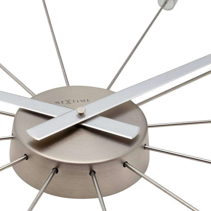 Nextime 2610zi Wanduhren, Metall und Kunststoff, Silberfarben, Ø 58 cm