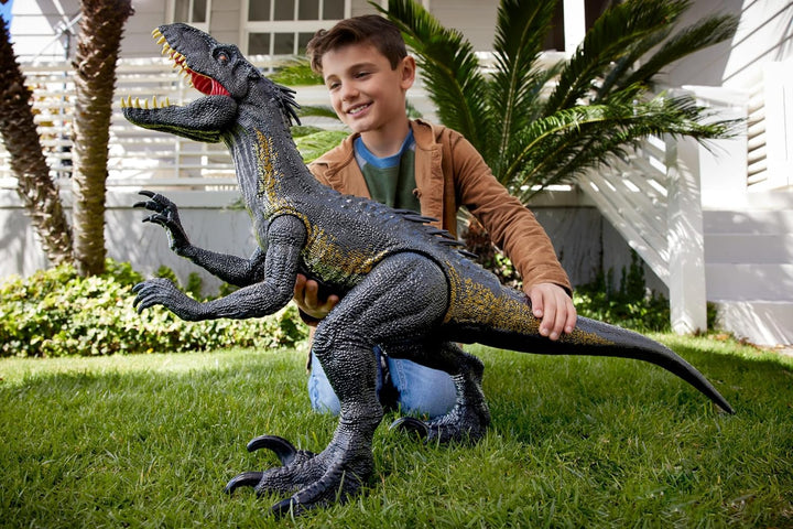 JURASSIC WORLD Das Gefallene Königreich - Riesendino Indoraptor, verschlingt bis zu 20 Minifiguren,