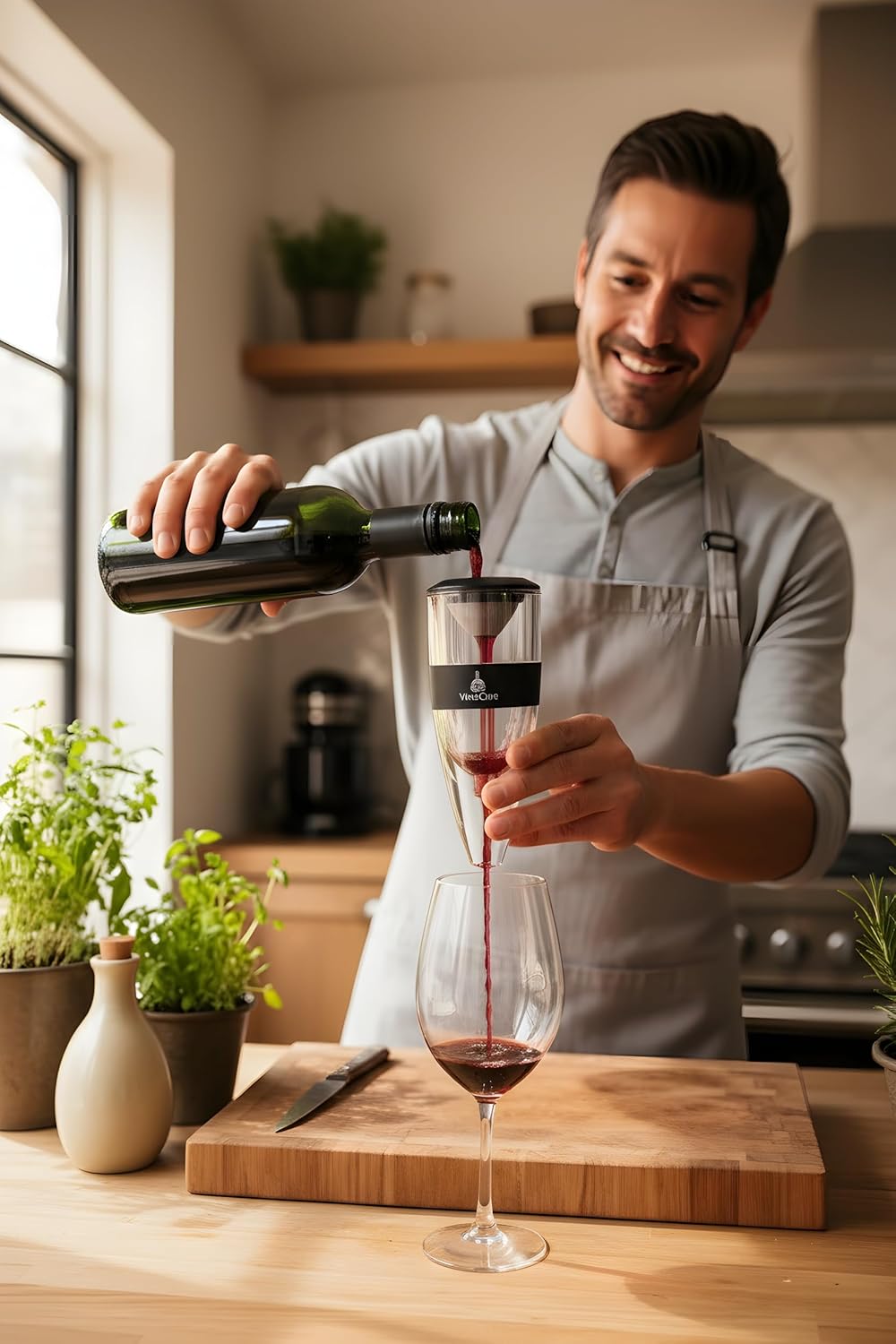 VINOCARE Weinbelüfter , Dekantierer mit Tropfenfrei Standfuss , Profi Version mit 1x Folienschneider