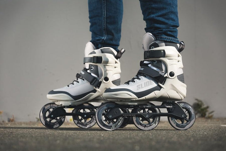 Powerslide Inline Skates Phuzion Krypton Grey 100, Unisex für Herren und Damen in Grau, 100mm/83A Ro