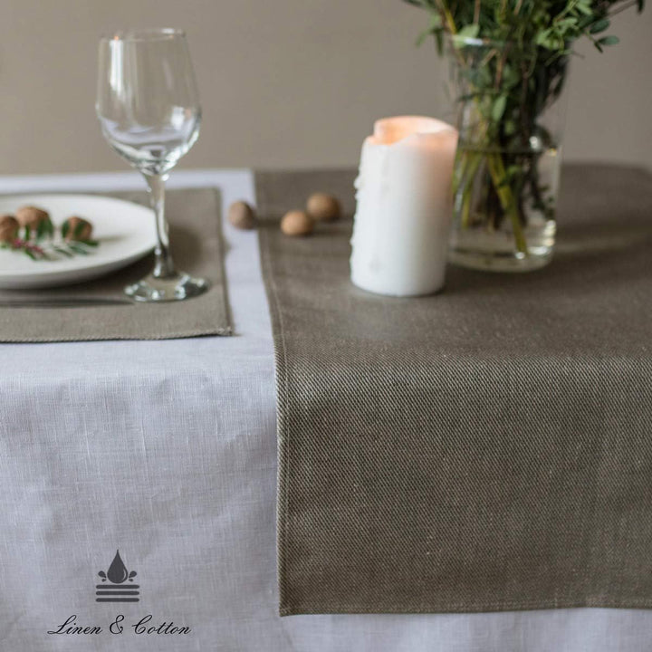Linen &amp; Cotton Tischläufer Stoff Wasserdicht Fleckschutz Pflegeleicht Pietro - 100% Leinen, Grau (47