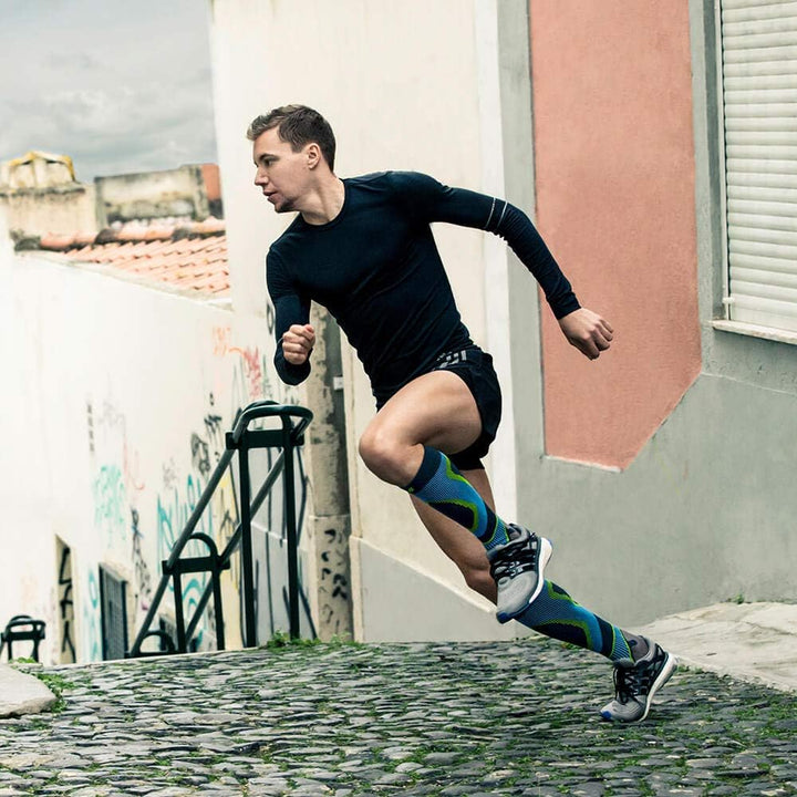 BAUERFEIND Laufsocken Run Performance Compression Socks, 1 Paar Sportsocken 38-40 / L Blau, 38-40 /