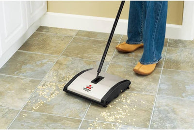 Bissell 92N0N Natural Sweep Kehrer, für Hartböden und Teppiche, kabellos, benötigt keinen Strom Nur