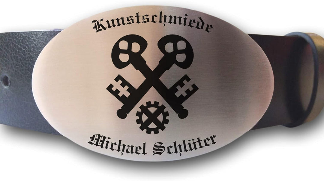 Ledergürtel mit ovaler Gürtelschnalle Zunftzeichen Schlosser Metallbauer und Wunschgravur personalis