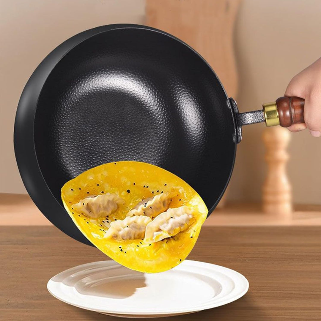 Koch-Wok, Eisen-Bratpfanne, 24 cm, kompakter, ergonomischer, unbeschichteter Wok mit Deckel, vielsei