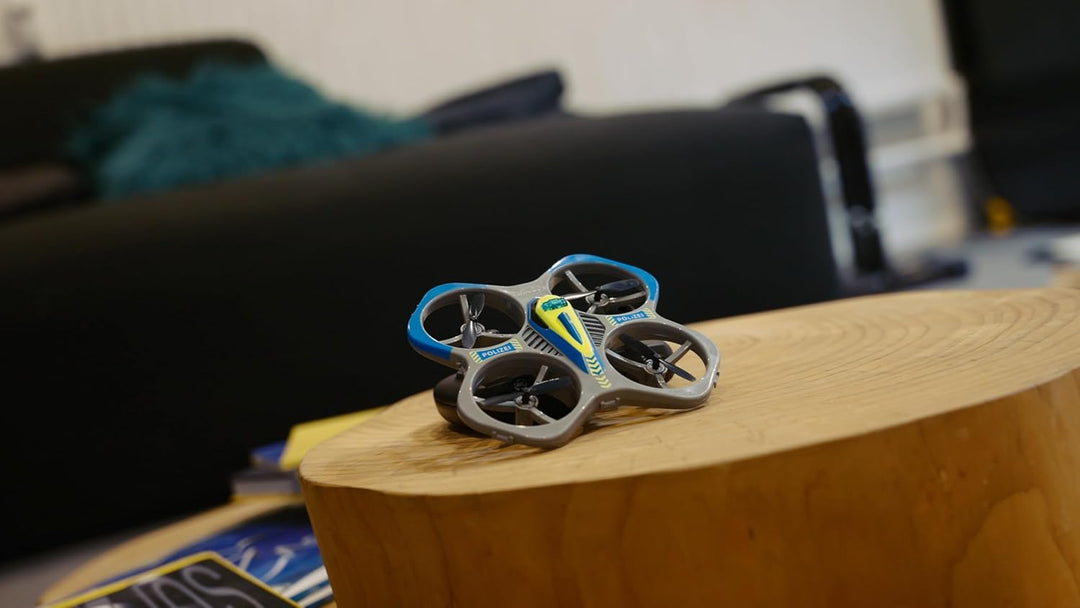 Carson Cyber Drone Polizei 2.4G 100% RTF - 100% flugfertig, Ferngesteuer; RC, inkl. Batterien und Fe