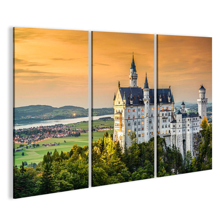 islandburner, Bild auf Leinwand Schloss Neuschwanstein in den bayerischen Alpen Deutschlands. Wandbi