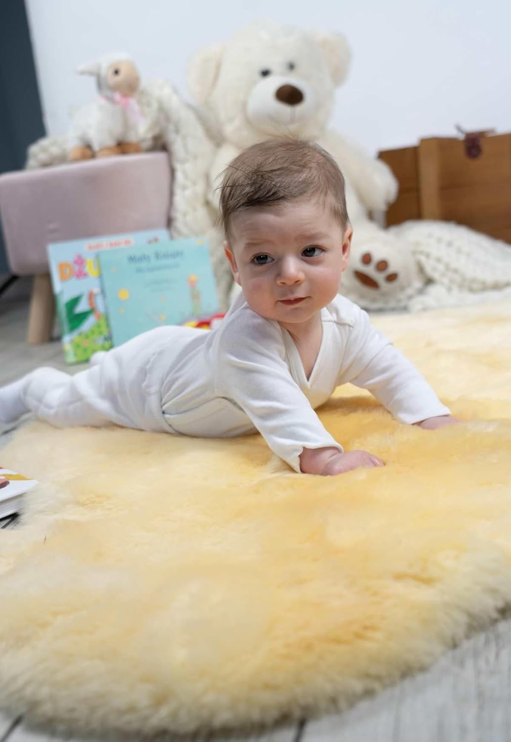 Hollert Baby Lammfell 120-130 cm Baby echtes Merino Schaffell Naturform waschbar superweich Premium