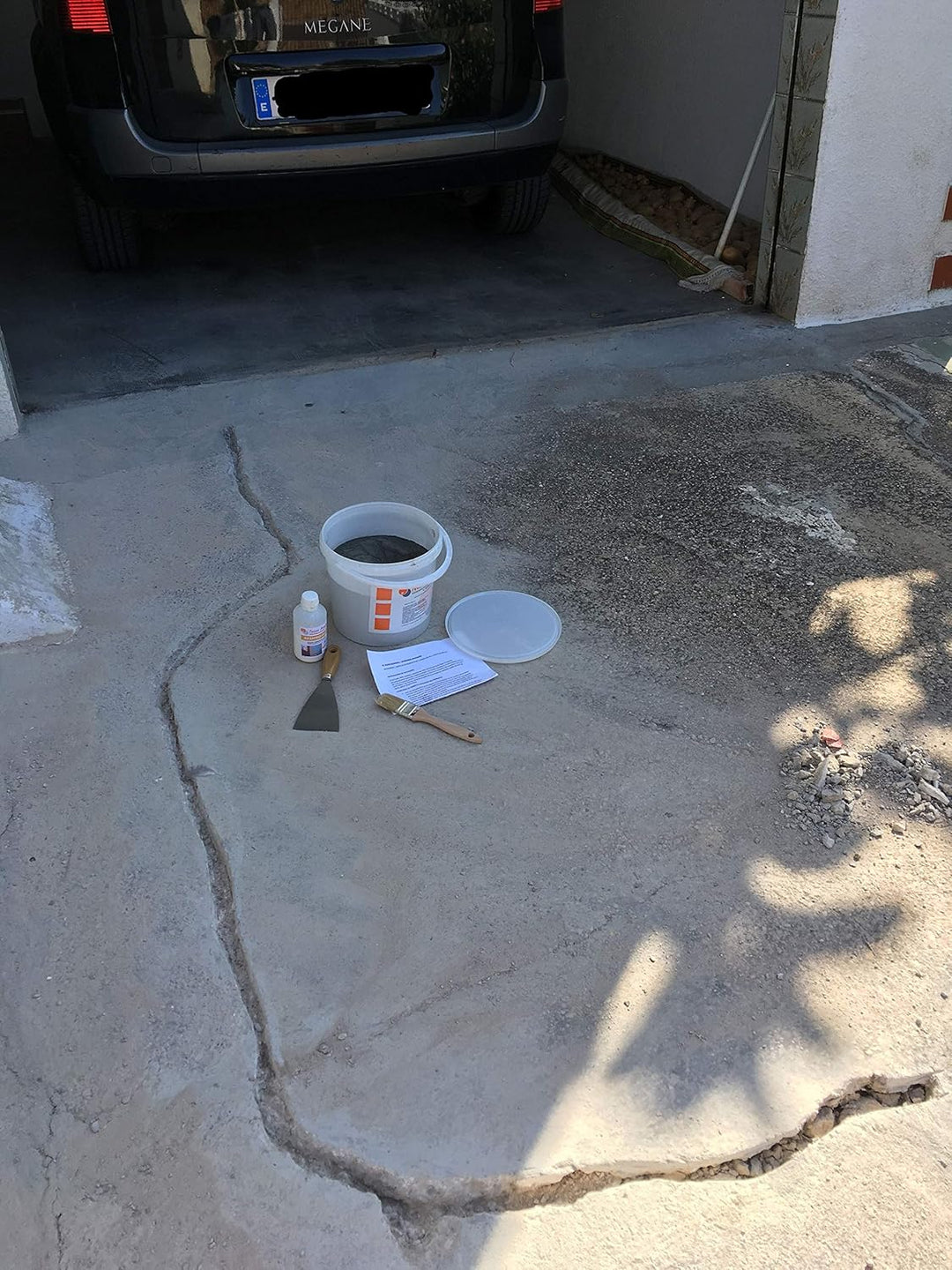 M-REPAR BÖDEN von Tecno Prodist - (2,5 Kg + Kit) Reparaturmörtel für Beton oder Zementböden, auch be