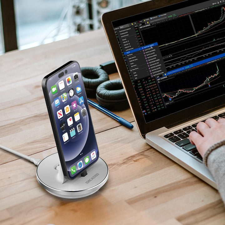 ENCASED USB-C Schnell ladestation für iPhone 17, 16, 15 – Kabelgebundenes Ladegerät mit Typ-C Anschl