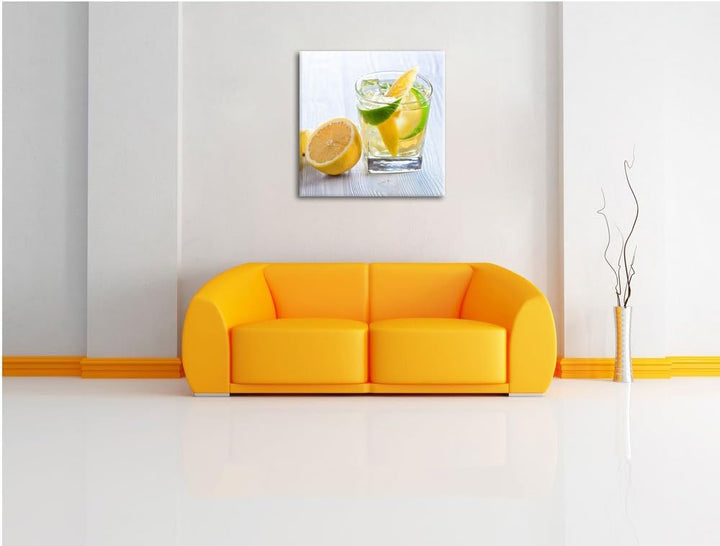 Pixxprint Gin Tonic Shot mit Zitronen als Leinwandbild/Grösse: 70x70 cm/Wandbild/Kunstdruck/fertig b