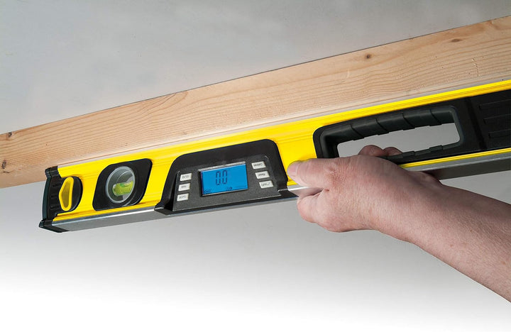 Stanley FatMax digitale Wasserwaage 60cm 0-42-065 – Neigungsmesser – Hohe Messgenauigket & Messberei
