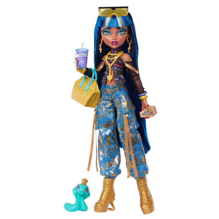 Monster High-Puppe Cleo de Nile in Crop-Top und Goldener Jeans-Cargohose mit Haustierschlange Hisset