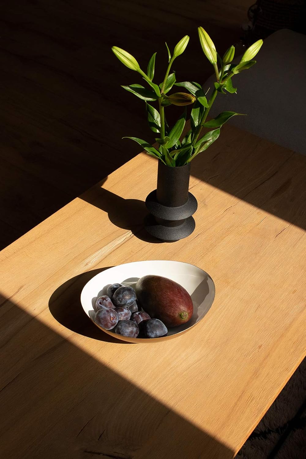LaLe Living Vase SEMRA in Schwarz mit strukturierter Oberfläche aus Eisen, 11 x 19,5 cm als dekorati