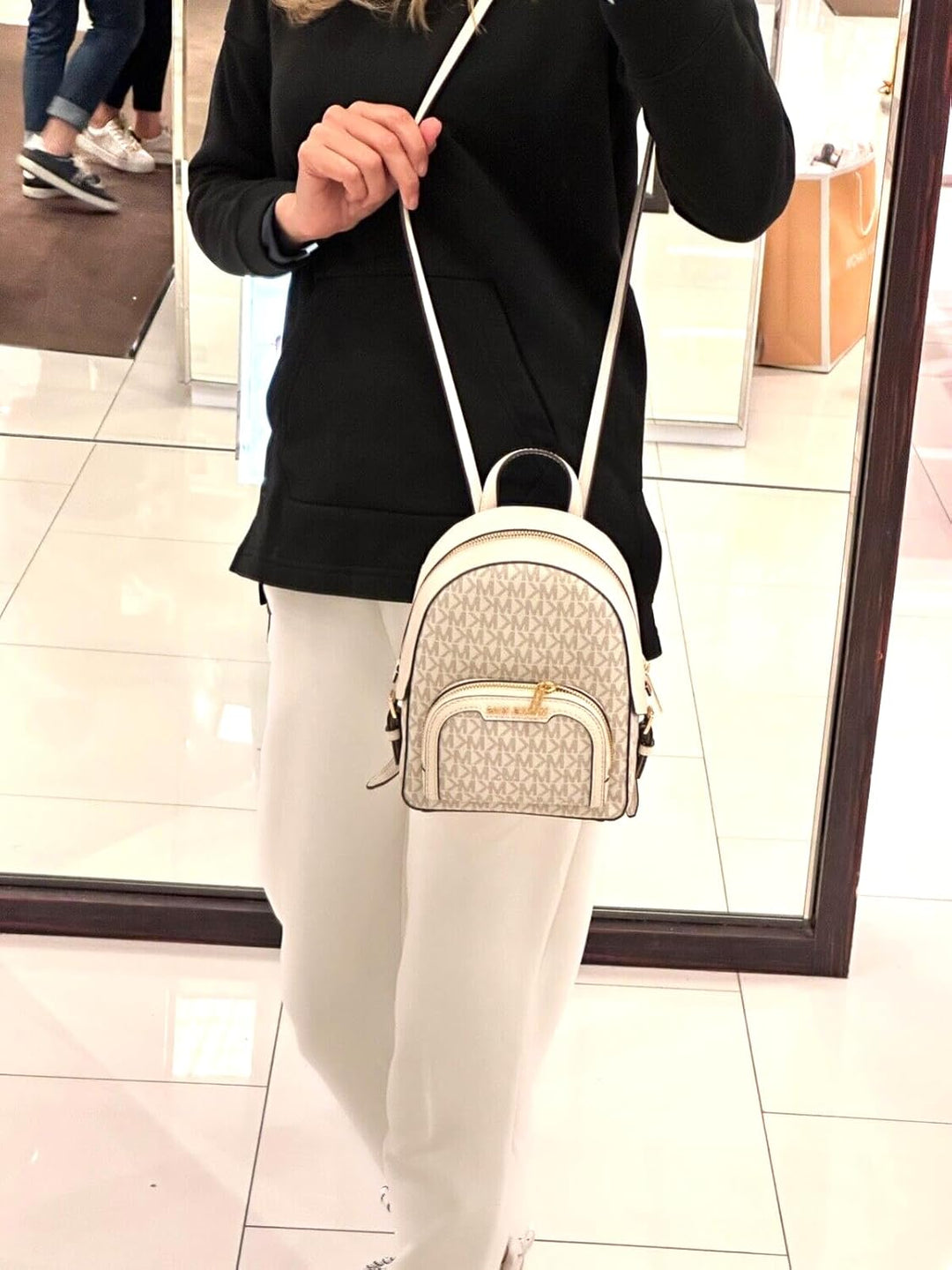 Michael Kors Jaycee XS Mini Convertible Rucksack MK Signature Crossbody (Light Cream), Helles Cremew