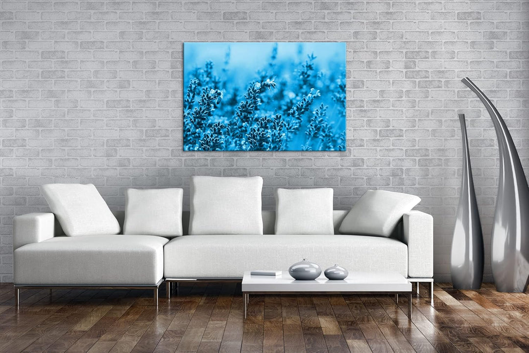 deyoli Bienen im blühenden Lavendel Format: 80x60 Effekt: Monocrome Blau als Leinwandbild, Motiv fer