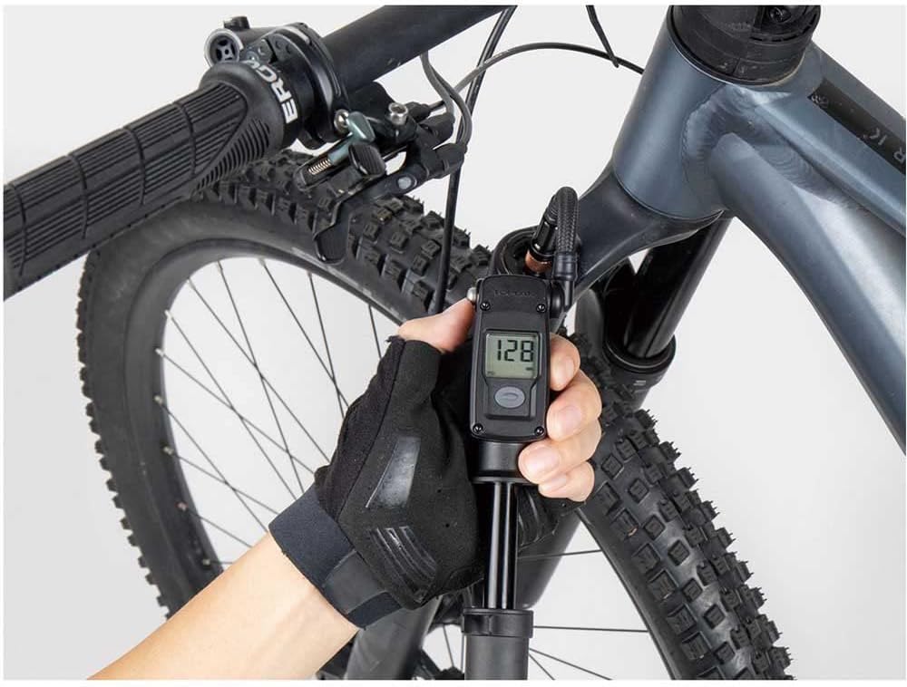 Topeak Mountain Digital 2Stage Minipumpe verfügt über einen innovativen 2Stage-Selector, Druckwerte