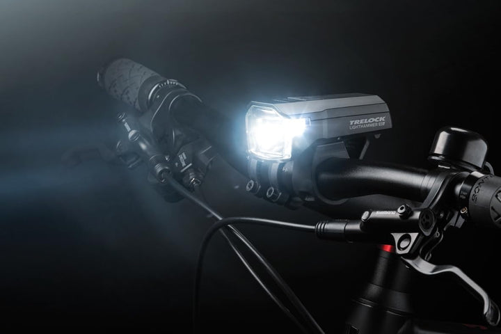 TRELOCK Fahrradlichtset LS 480 LIGHTHAMMER 80 LUX + LS740 Rücklicht mit Bremslichtfunktion – USB Lad