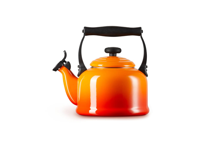 Le Creuset Wasserkessel Tradition, Füllmenge: 2,1 l, Emaillierter Stahl, Ofenrot, 92000800090000, Of