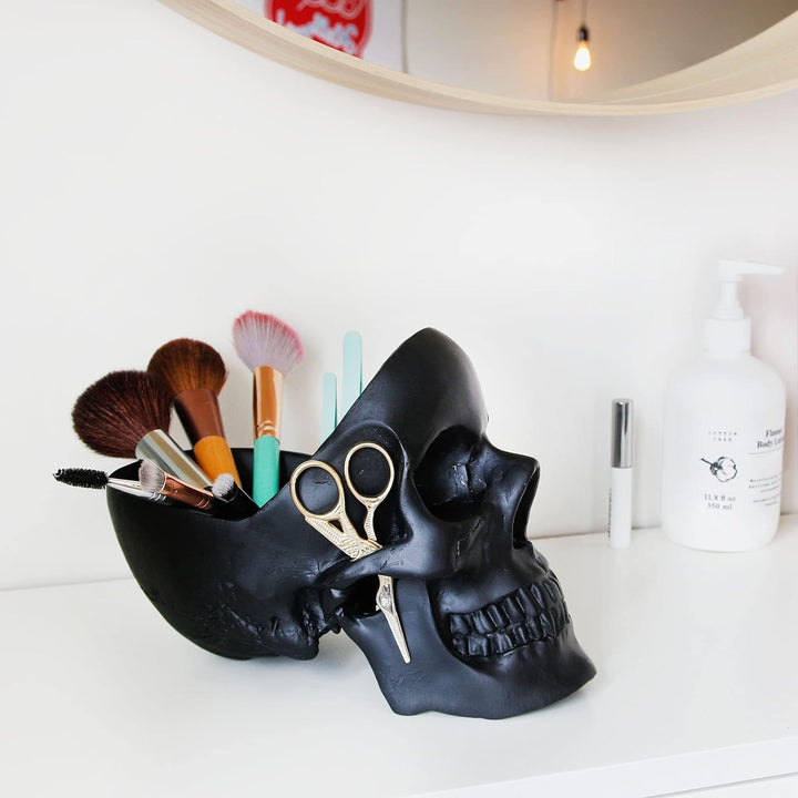 Suck UK Skull Tidy | Schale in Schädelform | Stiftehalter | Aufbewahrungsbehälter für Accessoires| S