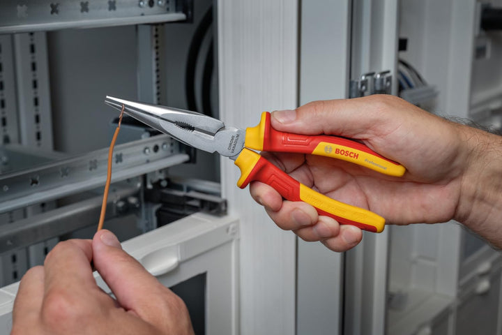 Bosch Professional gemischtes Handwerkzeug-Set, 37-teilig (inkl. 21 VDE-Handwerkzeugen und 16 zusätz