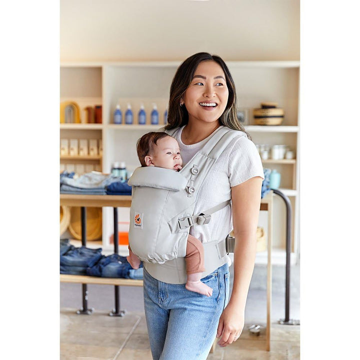 Ergobaby Adapt Babytrage für Neugeborene ab Geburt, 3-Positionen SoftTouch Cotton Ergonomische Babyb