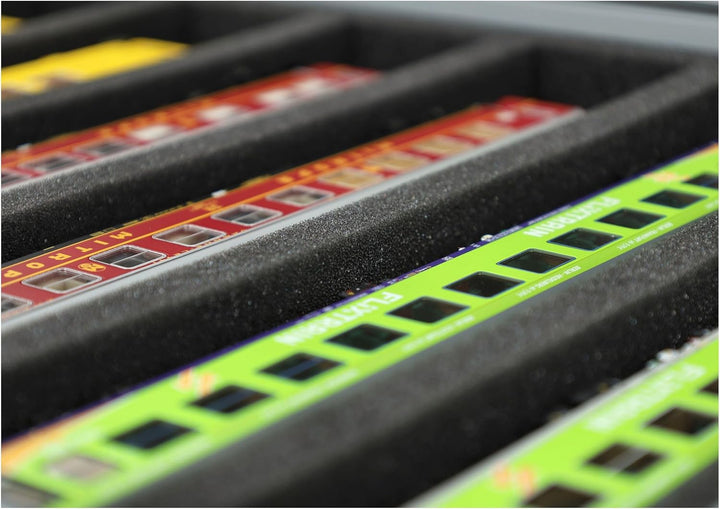 Feldherr Eurobox 60 x 40 cm Set für Modelleisenbahnen - Spur H0-8 Fächer - Schaumstoffeinlage für li