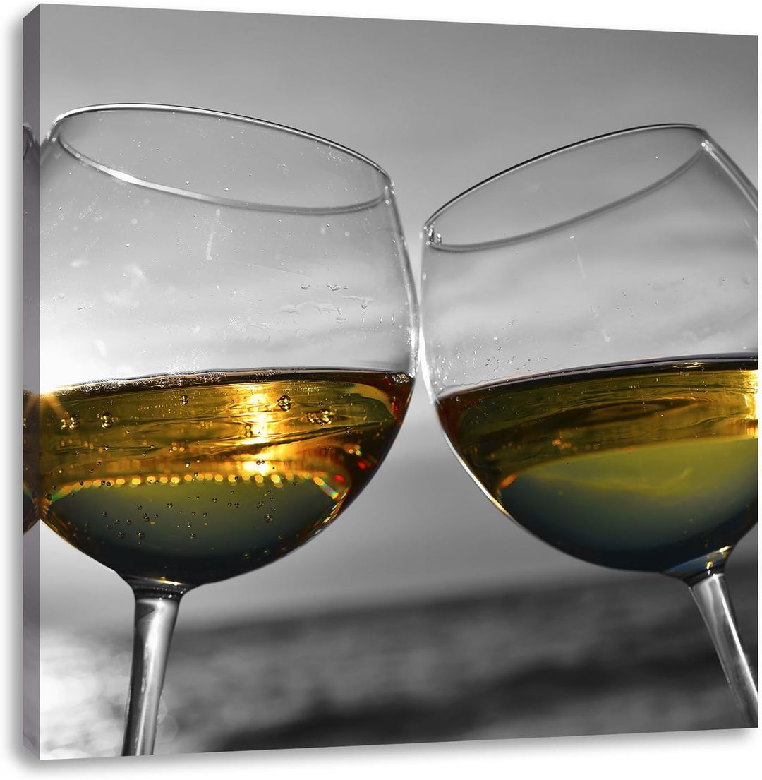 Pixxprint Wein in Gläsern am Meer schwarz/weiss, Format: 70x70 auf Leinwand, 70x70